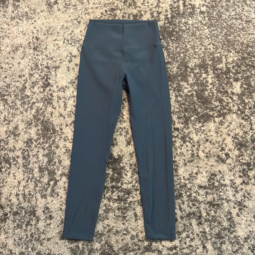 Born primitive limitless legging